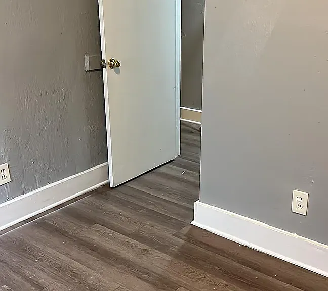 310 Gannt St #B — Photo 17