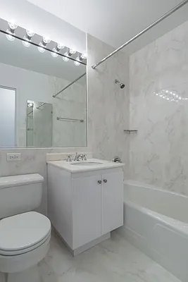 Rented by Solow Realty | media 23