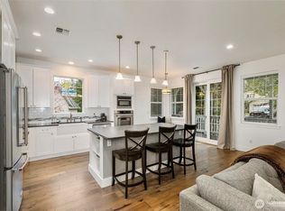 28 Deer Hollow Rd, Port Ludlow, WA 98365