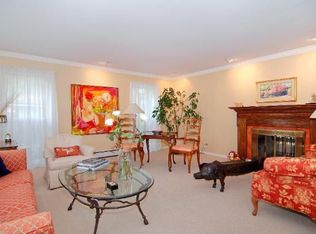 1007 Belleplaine Ave, Park Ridge, IL 60068