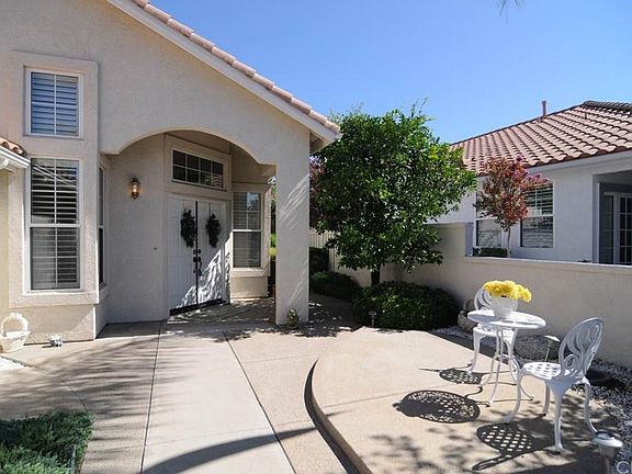3rd image of 40539 Calle Lampara