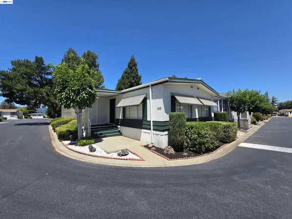 3231 Vineyard Ave, Pleasanton, CA 94566