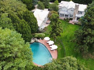 51 Long Springs Rd, Southampton, NY 11968