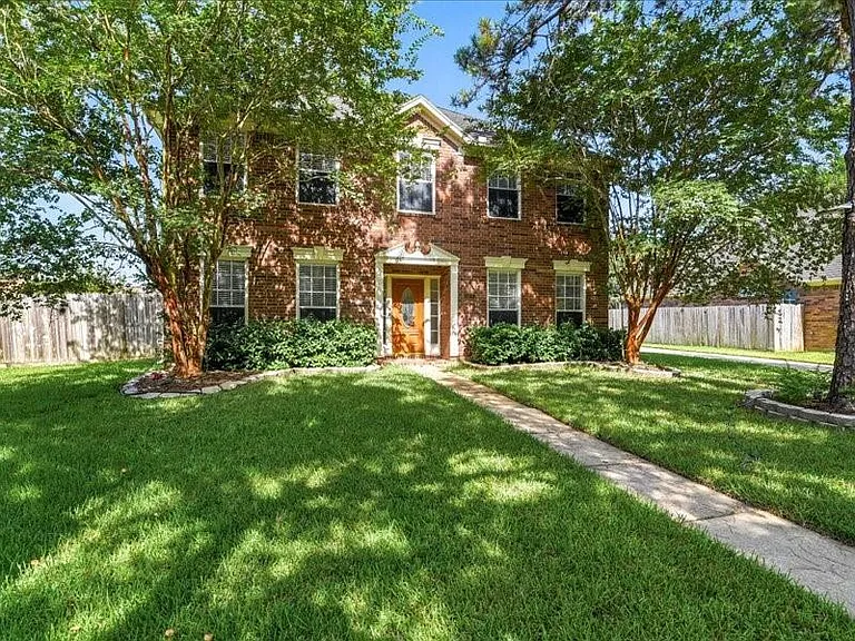 4610 Cobb Circle Dr — Photo 3