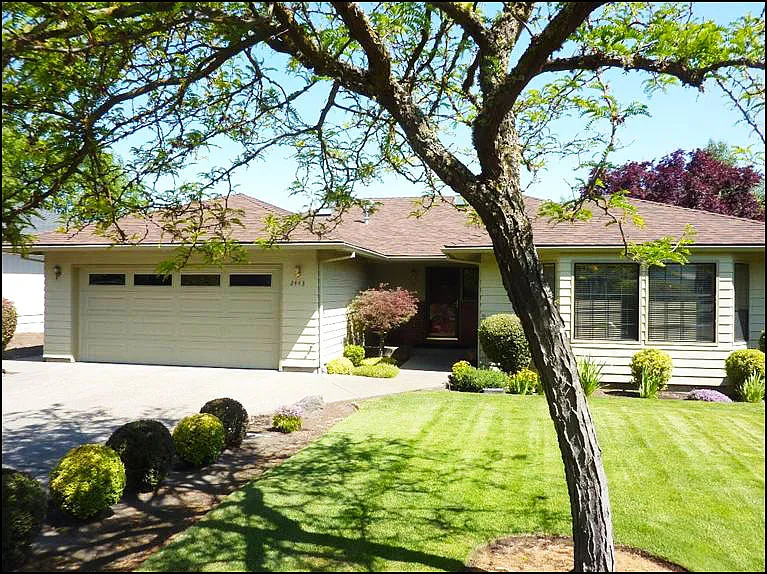 2443 Senate Way photo 1