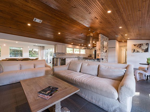3rd image of 6507 Shoal Creek Blvd