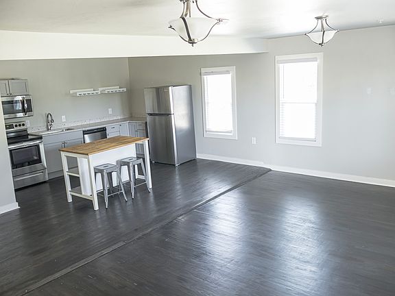 4th image of 1216 N Blackwelder Ave #9