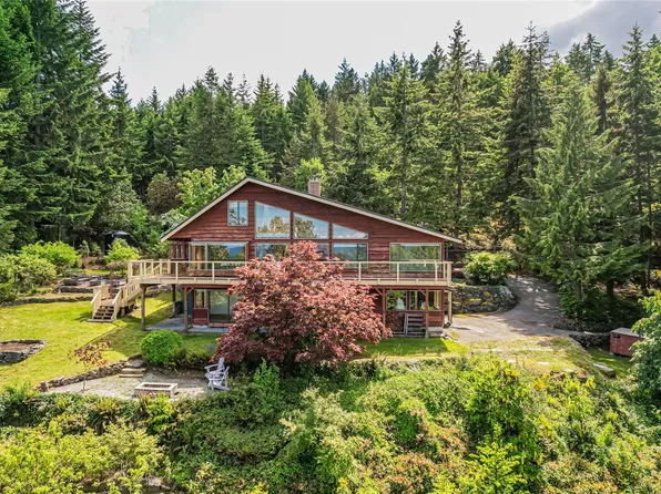 200 Wilkie Way, Saltspring Island, BC V8K 2J4