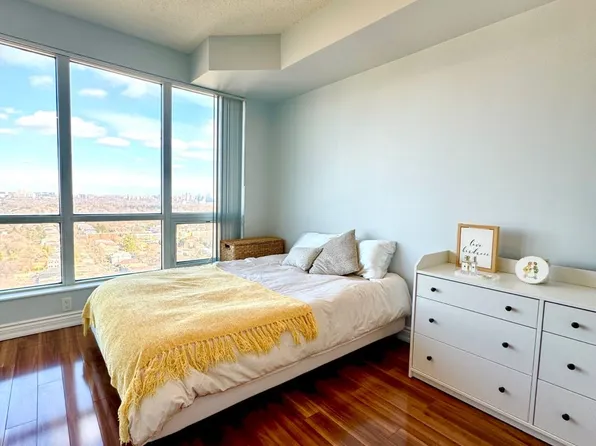 60 Byng Ave, Toronto, ON