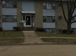 210 Hubbell Dr APT 9, Dixon, IL 61021