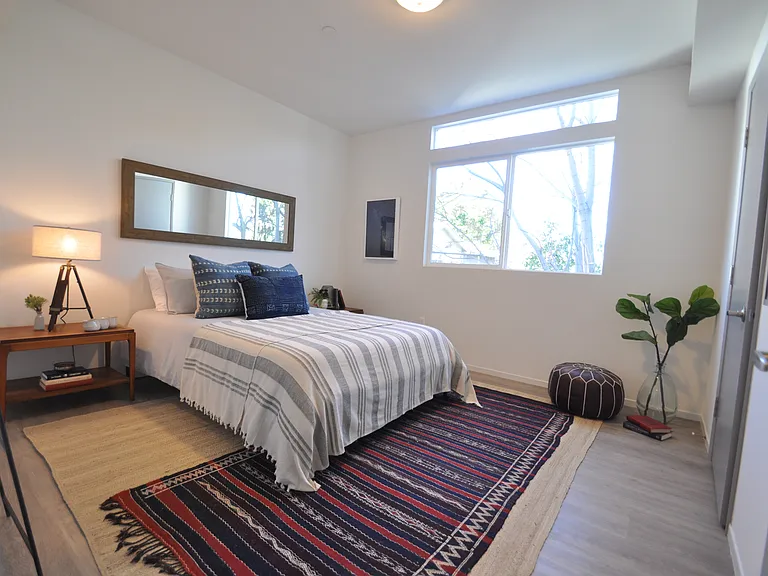 5720 Klump Ave #3 — Photo 12