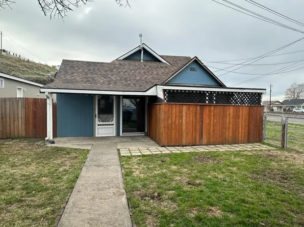 503 SW 7th St #2, Pendleton, OR 97801