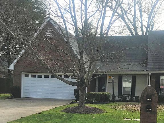 2nd image of 2723 Stonehedge Dr