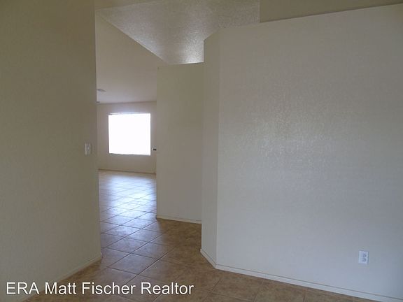 5th image of 6286 E 45th Pl