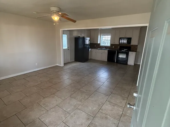 417 Prairie St, Charleston, AR 72933