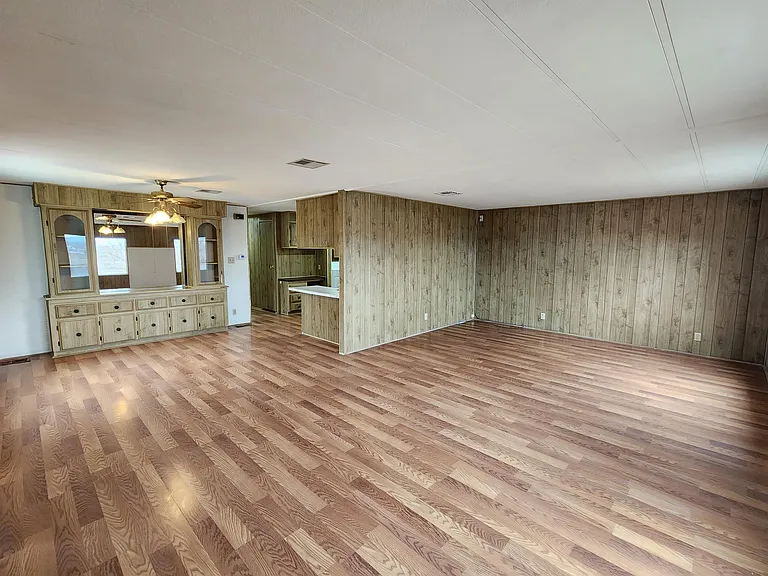 1111 W Hardy Ln #B — Photo 5
