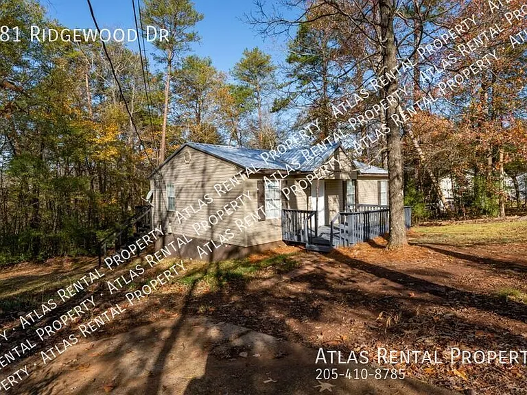 581 Ridgewood Dr — Photo 3