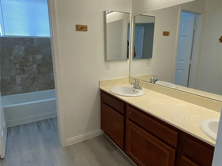 9701 Edifice Ave — Photo 19