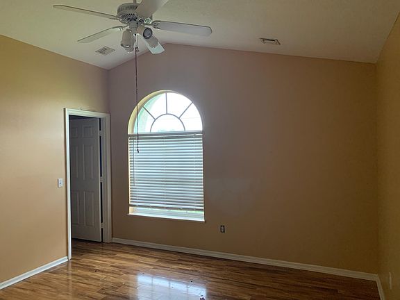 4th image of 159 SW South Danville Cir #B