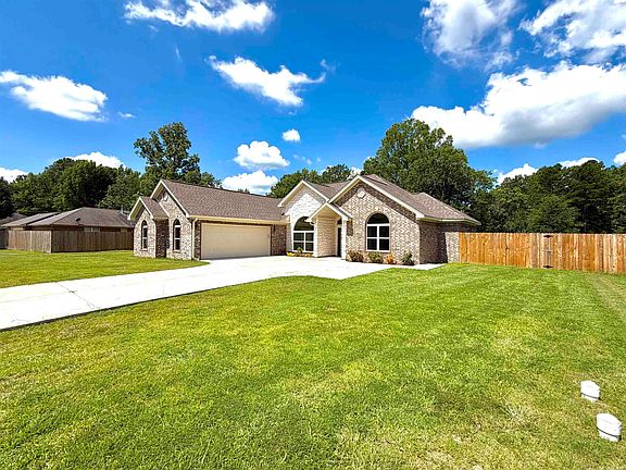 2nd image of 200 Shamsie Ln