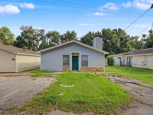 8210 Kipling St, Pensacola, FL