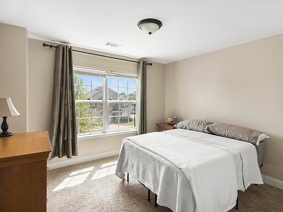 2nd image of 3020C Kilknockie Dr