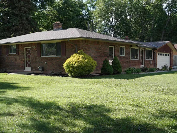 21671 N Nunneley Rd, Clinton Township, MI 48036