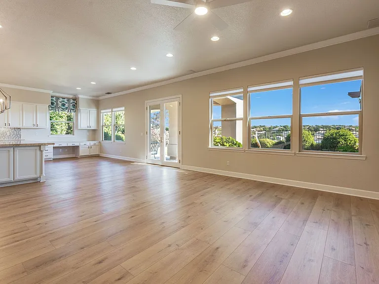 5035 Tesoro Way — Photo 16