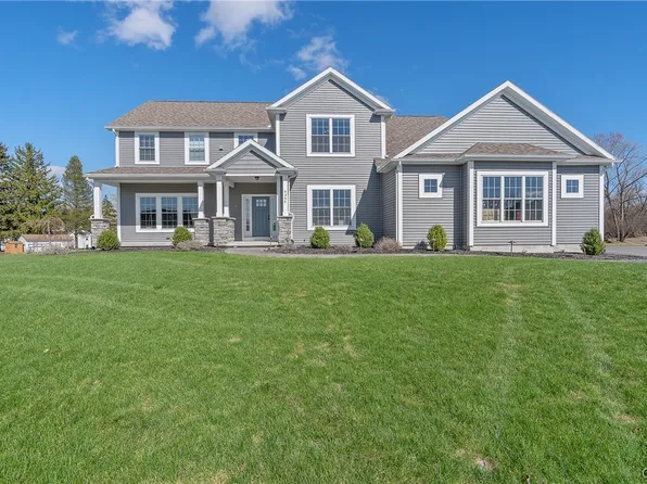 4354 November Ln, Syracuse, NY 13215