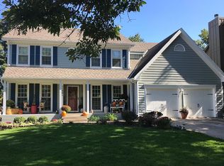 11401 Riley St, Overland Park, KS 66210