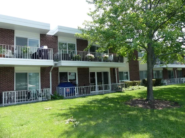 127 N Wolf Rd APT 41A, Wheeling, IL 60090