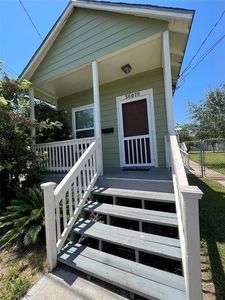 3607 Winnie Rear St, Galveston, TX, 77550