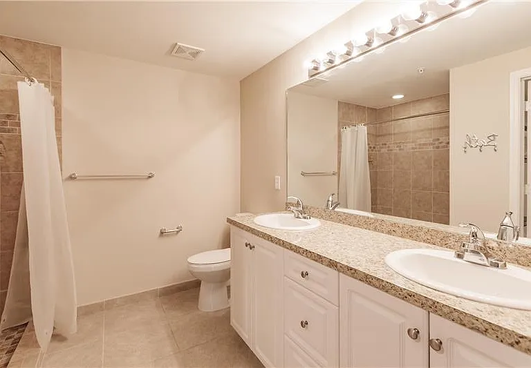 27400 Palmesta Cir #A — Photo 20