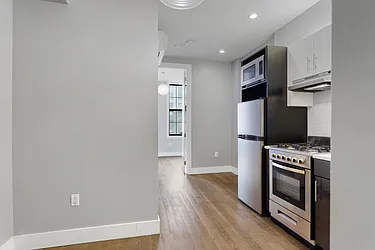 Rented by Safdie Realty Group