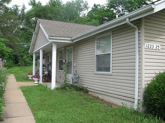 2nd image of 1223 San Jacinto Ct