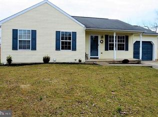 25 Smokehouse Ct, Littlestown, PA 17340