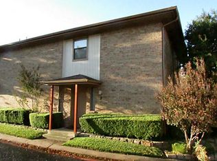7 Oak Ln, Bedford, TX 76021