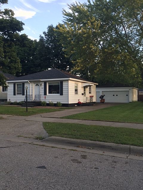 1st image of 1540 Pennoyer Ave