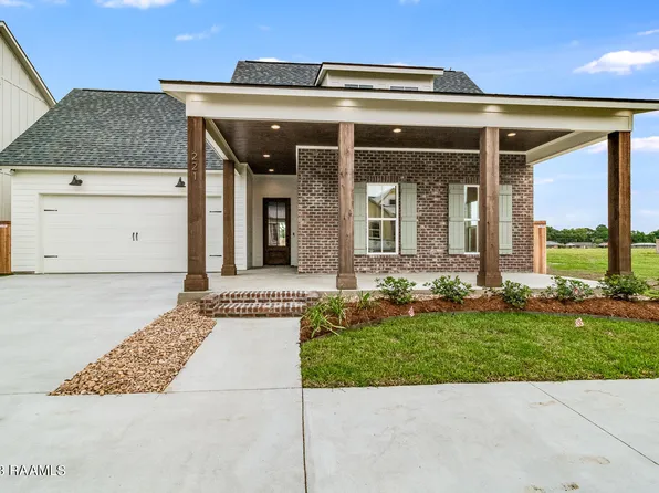 221 Trail Pointe Dr, Scott, LA 70583