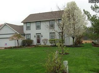 694 Angiline Dr, Youngstown, OH