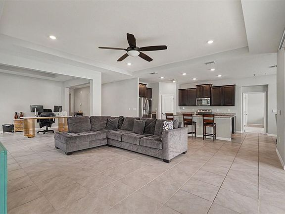 5th image of 528 Ocean Spray Dr
