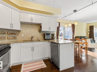 10524 77th Ave NW #202, Edmonton, AB T6E1N1