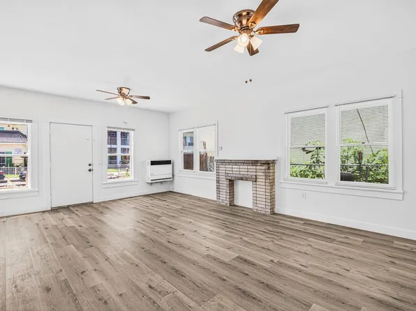 1045 E 4th Street