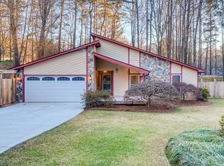 635 Lake Forest Ct, Roswell, GA 30076