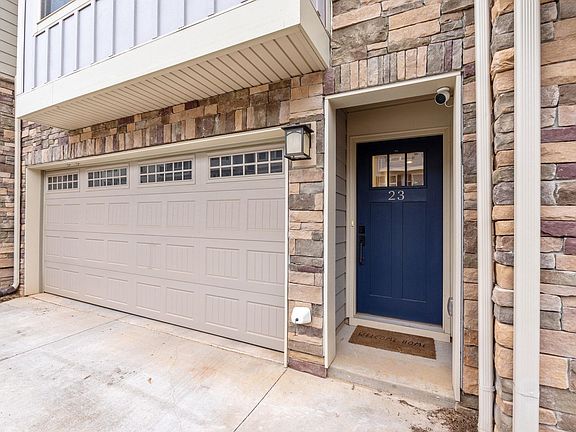 4th image of 23 Questover Dr