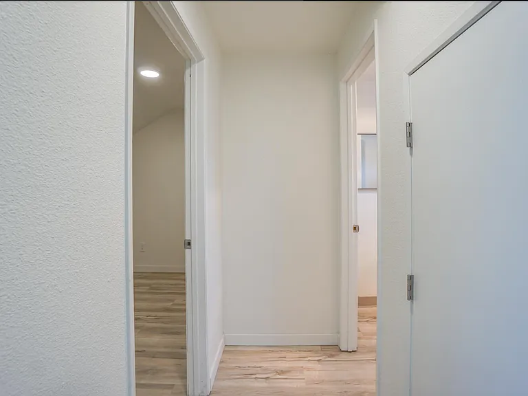 Park Crest Townhomes — Photo 33