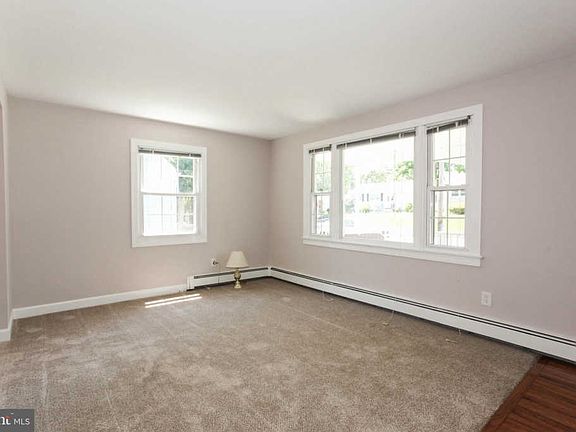 5th image of 616 Longview Dr