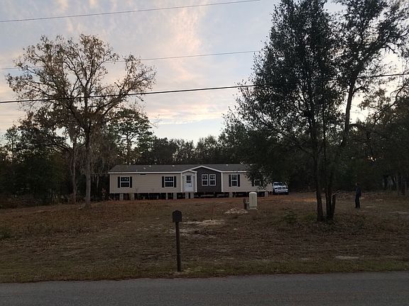 2nd image of 1724 E Sheridan Ln