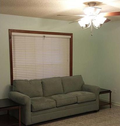 4th image of 2700 Whitney Pl APT 729