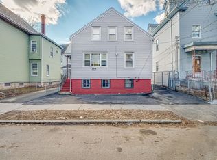 26-26 Whiting St, Lynn, MA 01902